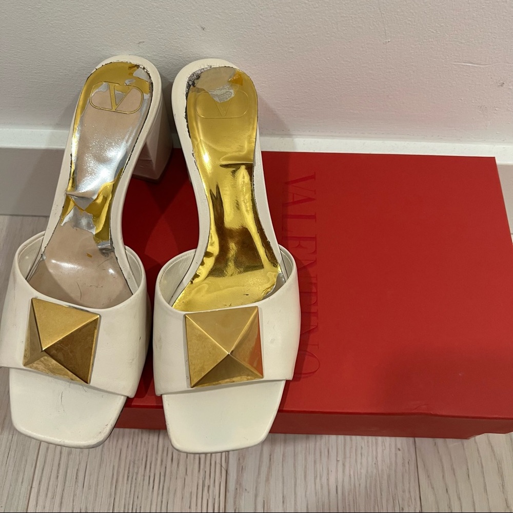 Authentic valentine shoes